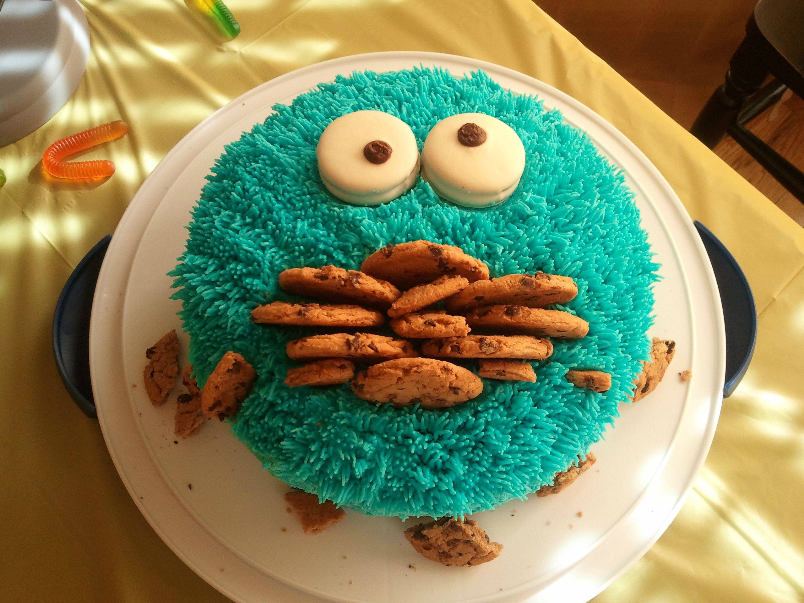 Easy Cookie Monster Cake