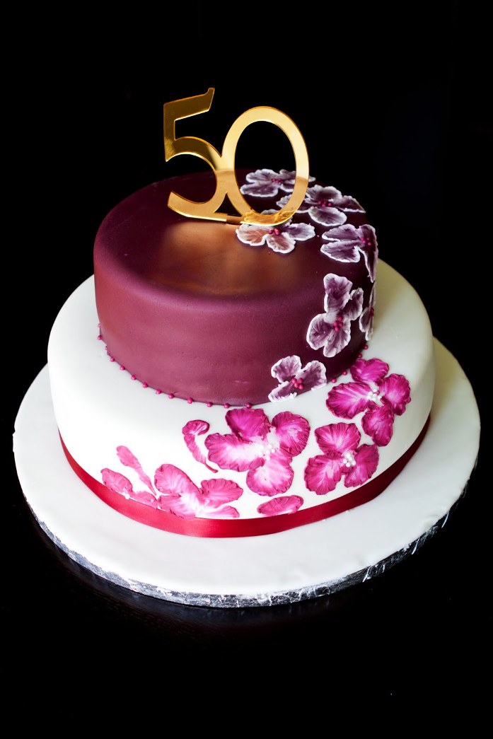 9 Photos of Birthday Cakes For Women Stylish