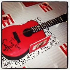 Taylor Swift Guitar Birthday Cake