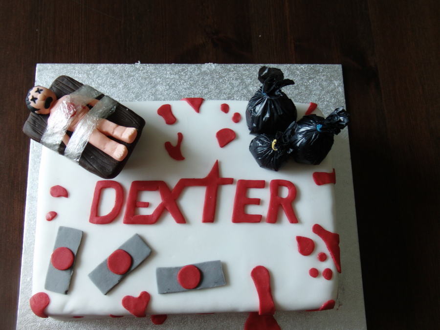 12 Photos of Birthday Cakes TV Shows