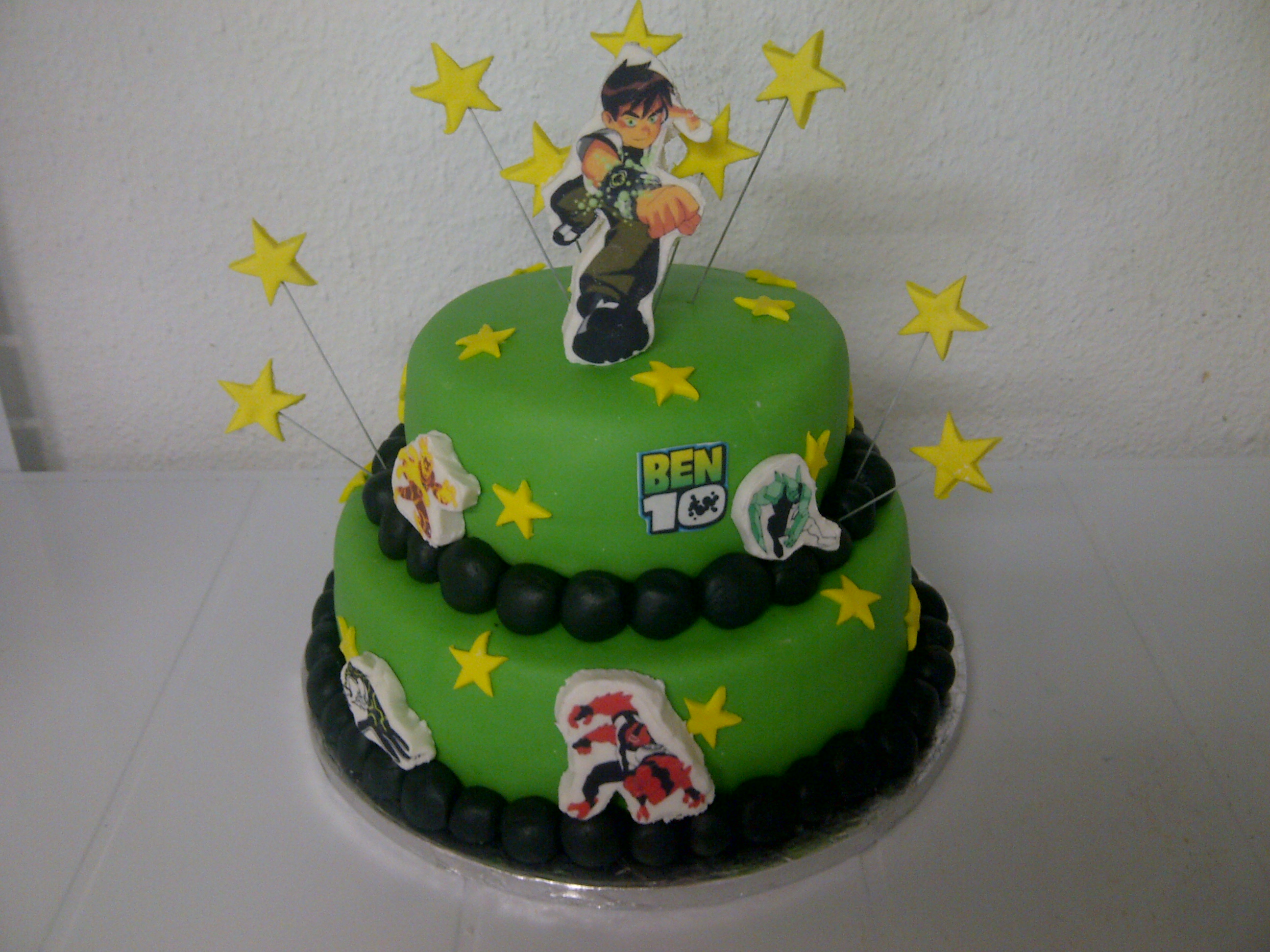 Ben 10 Birthday Cake