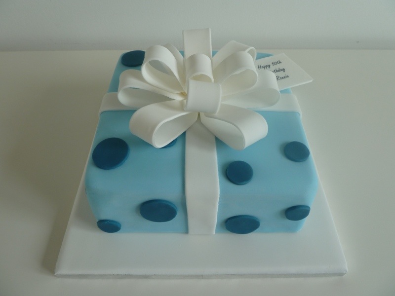 Birthday Cakes That Look Like Presents