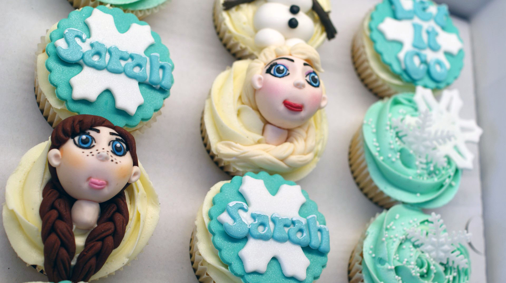 Disney Frozen Cupcakes