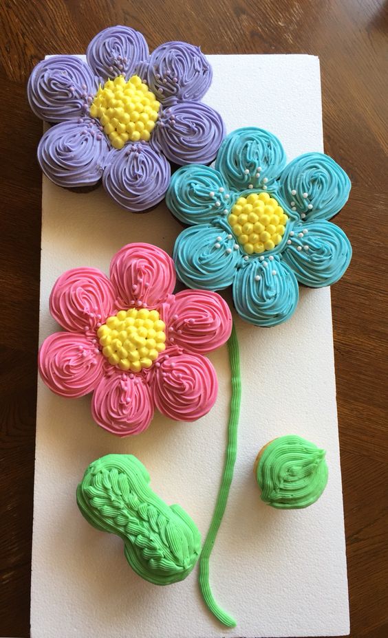 Flower Pull Apart Cupcake Cake Ideas