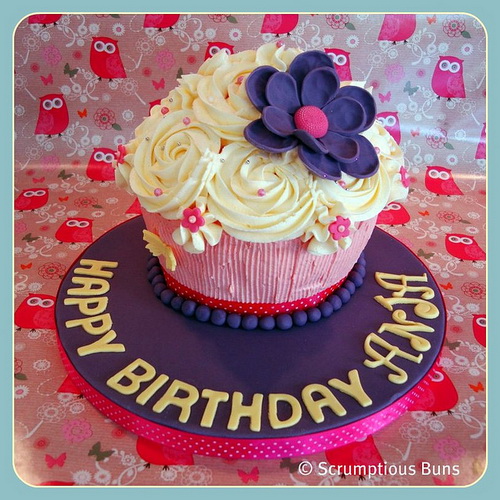 Giant Cupcake Birthday Cake Ideas