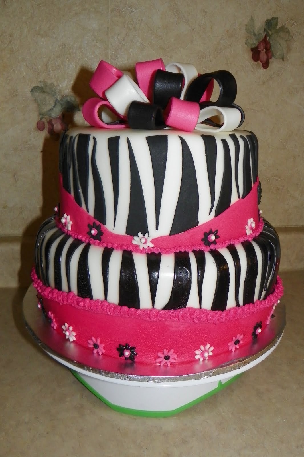 Girly Birthday Cakes for Teen Girls