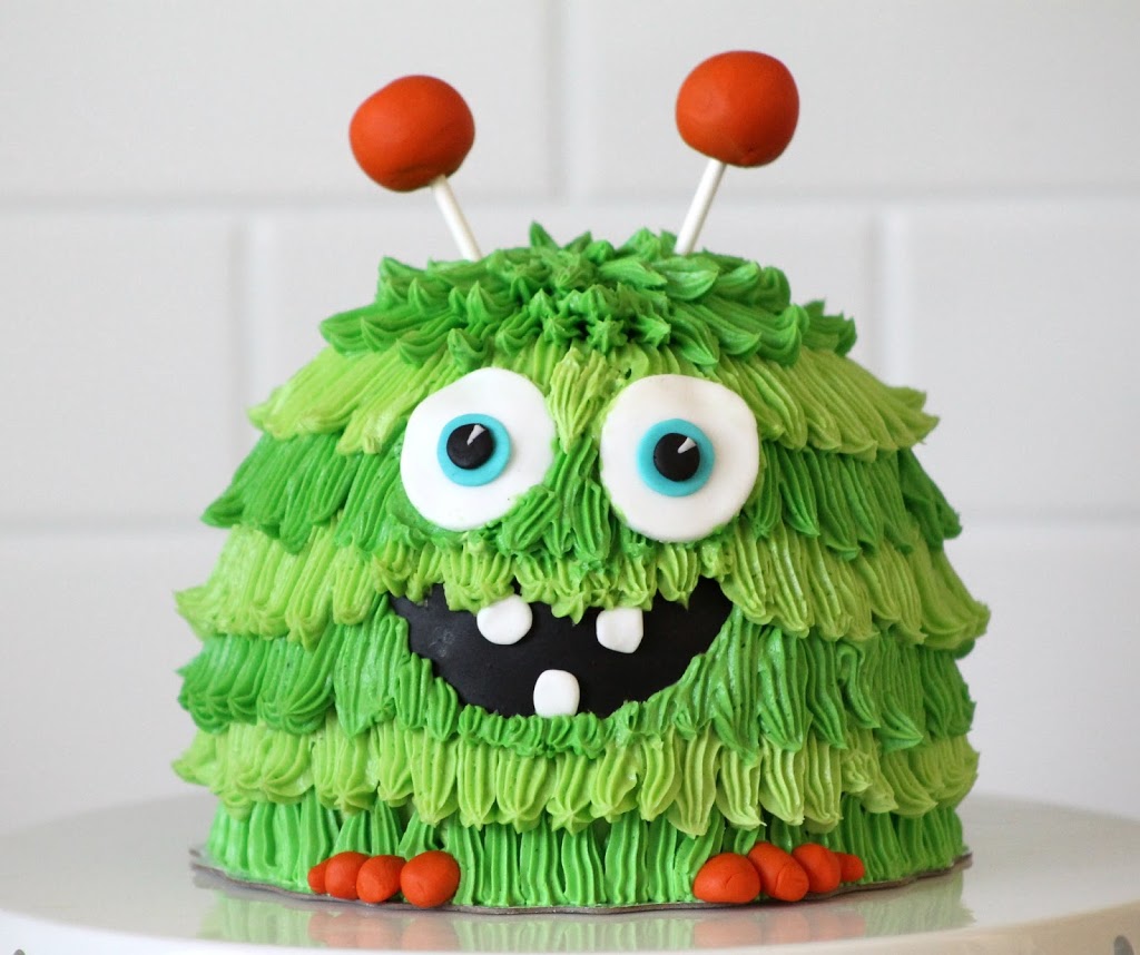 Green Monster Cake Smash