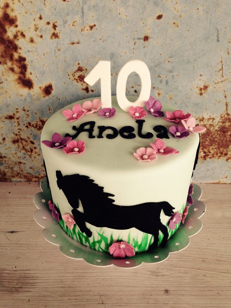 Horse Cake Design