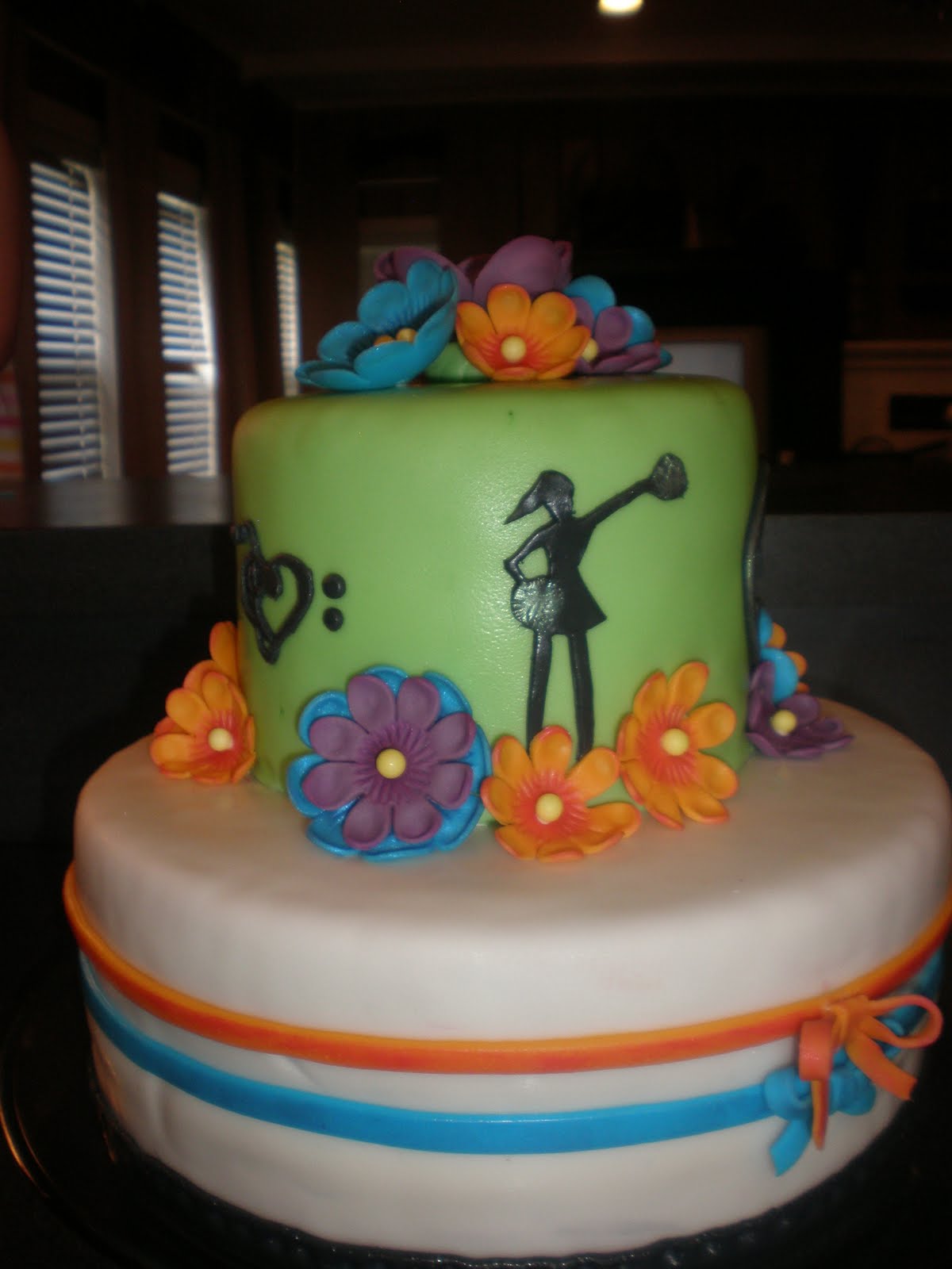 7 Photos of Girls Birthday Cakes For Teenagers