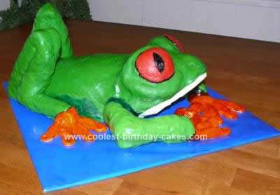 Tree Frog Birthday Cake