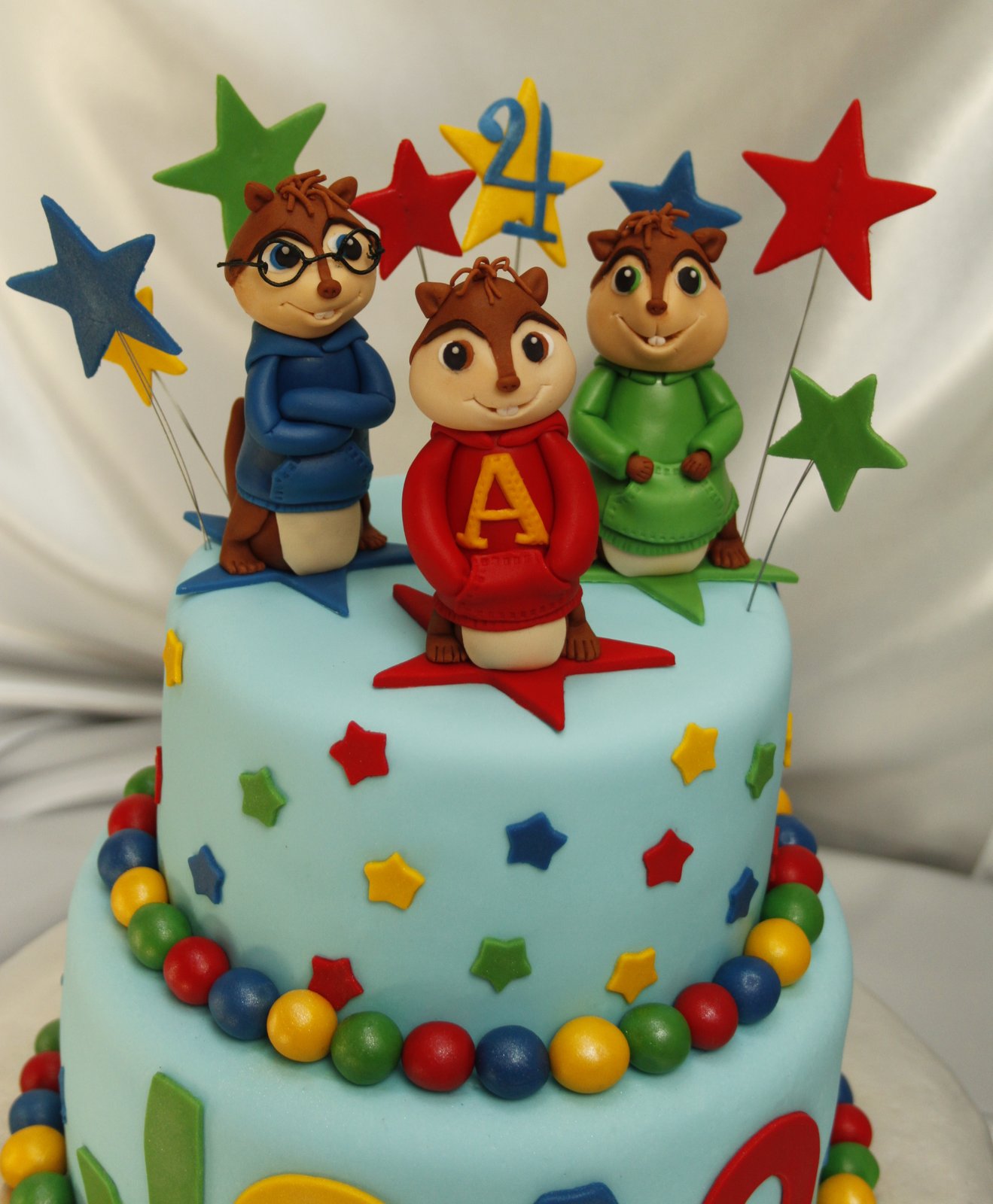 Ccizoepoetry Birthday Cake Alvin And The Chipmunks Birthday Cake