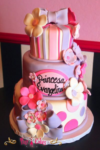 Custom Birthday Cakes Phoenix AZ