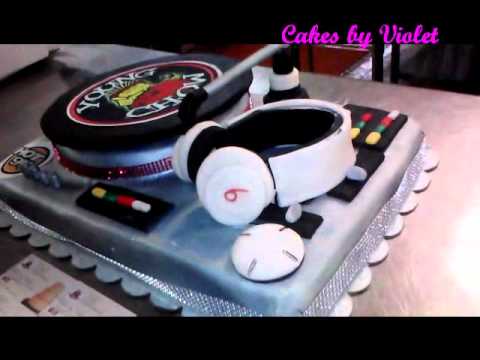 DJ Turntable Birthday Cake