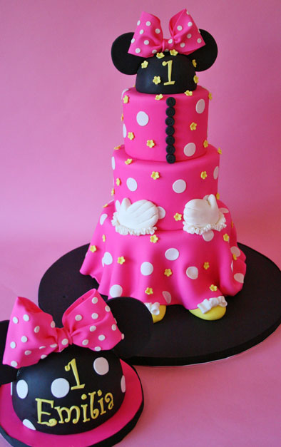 Minnie Mouse Birthday Cake