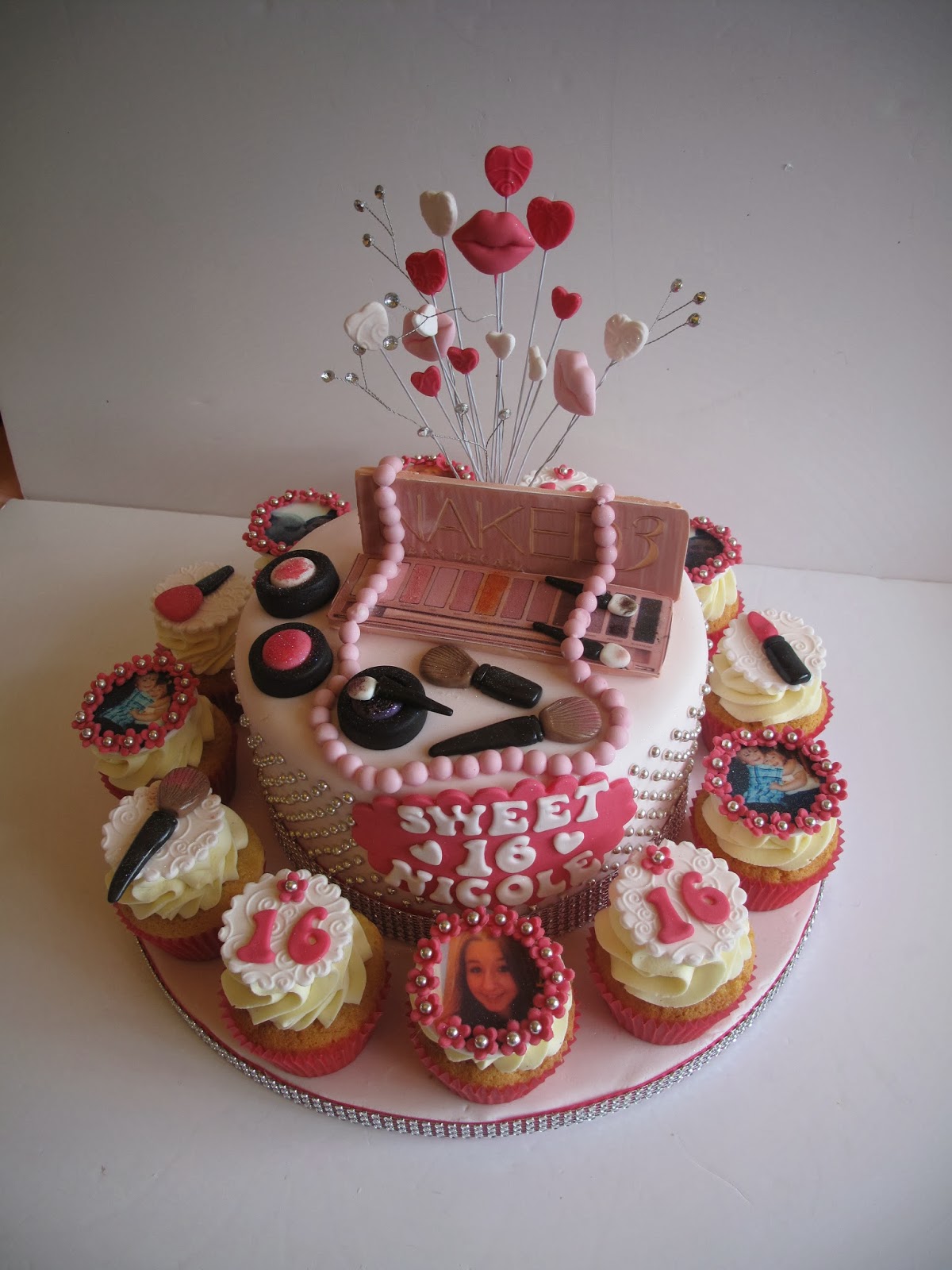 Sweet 16 Birthday Cupcake Cake