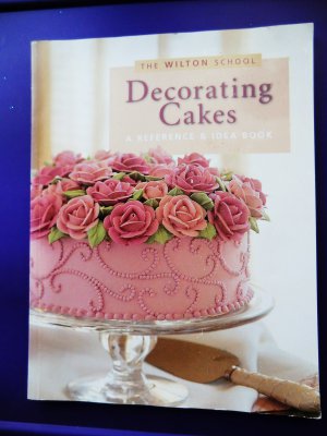 Wilton Cake Decorating School