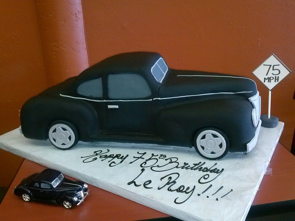 Classic Car Theme Birthday Cakes