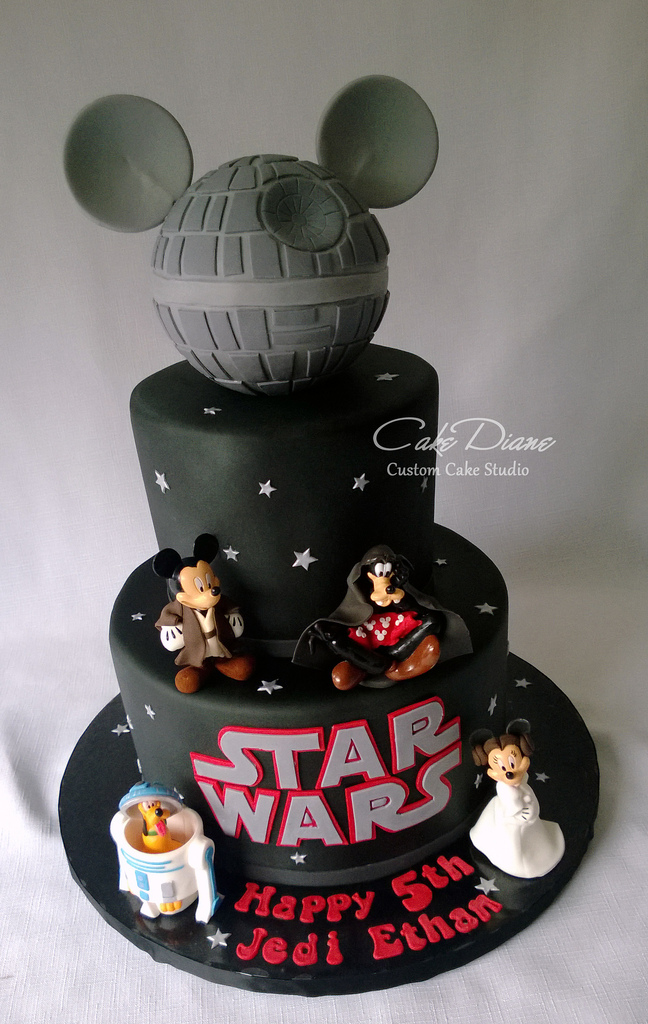 Disney Star Wars Cake