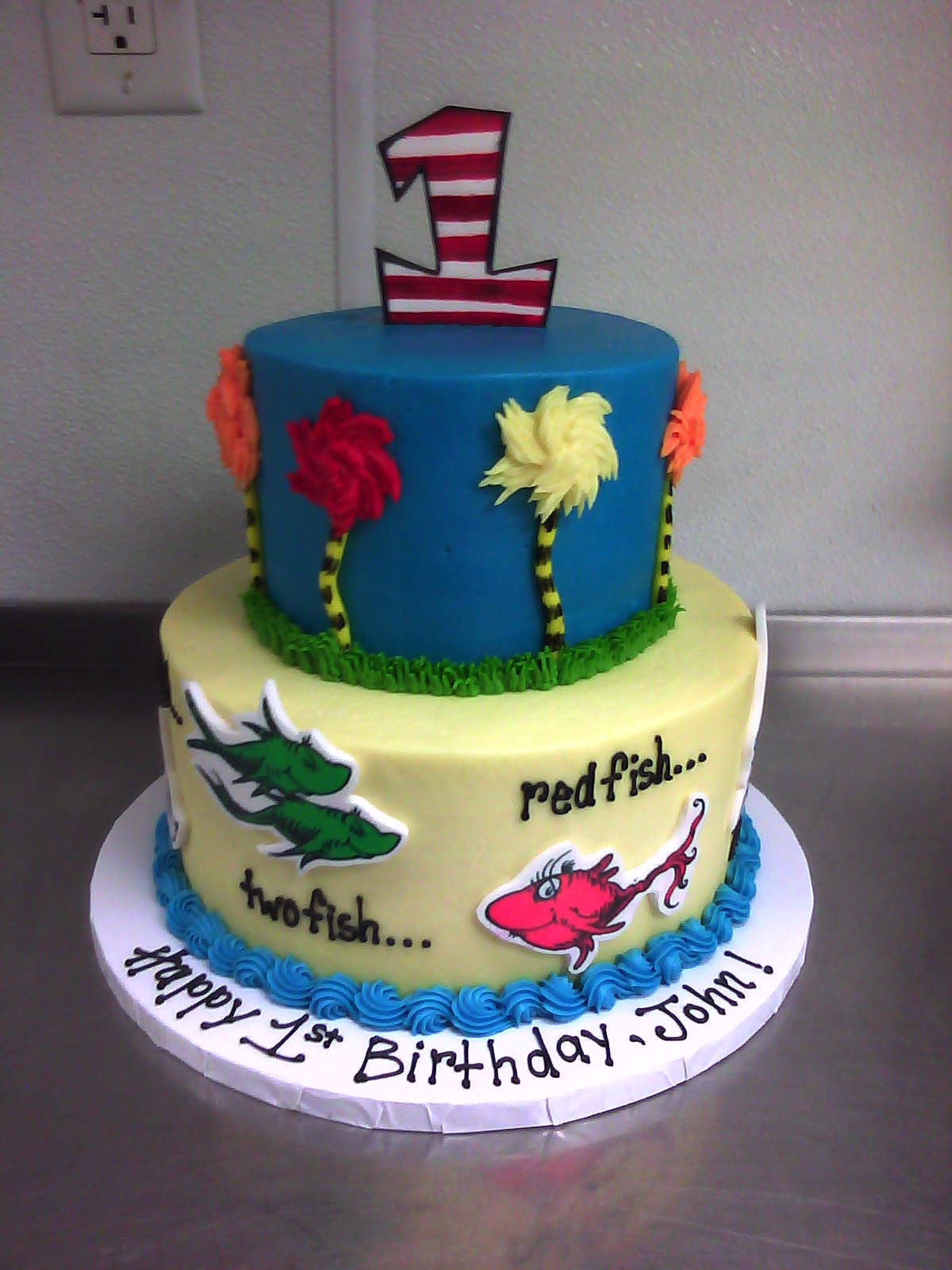 12 Photos of Dr. Suess Fish Birthday Cakes