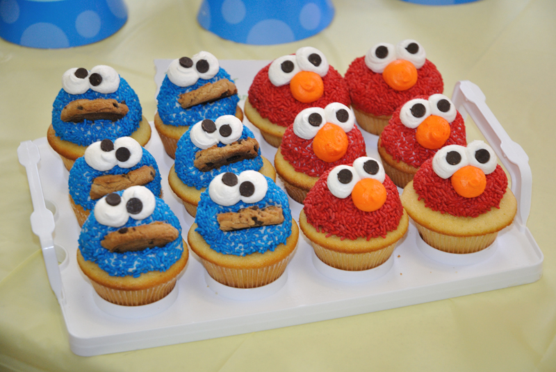 Elmo and Cookie Monster Cupcakes