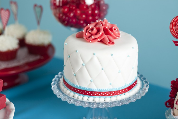 9 Photos of Simple Fondant Birthday Cakes