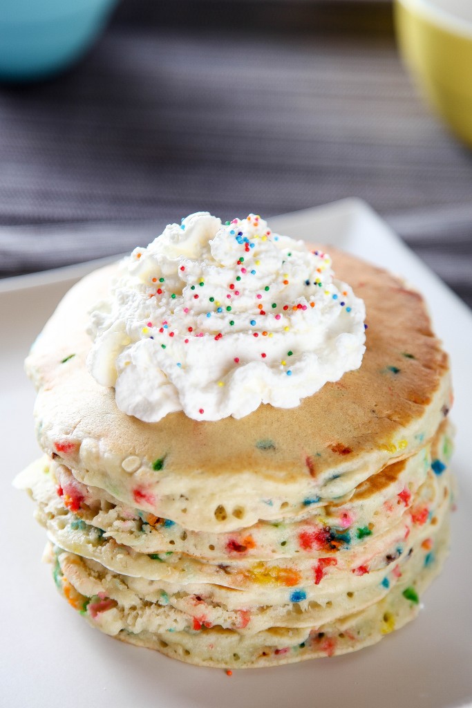 Funfetti Cake Batter Pancakes