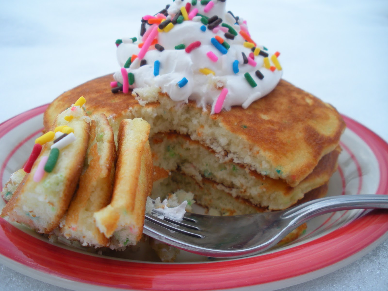 Funfetti Cake Mix Pancakes