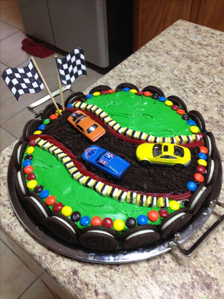 Race Track Birthday Cake