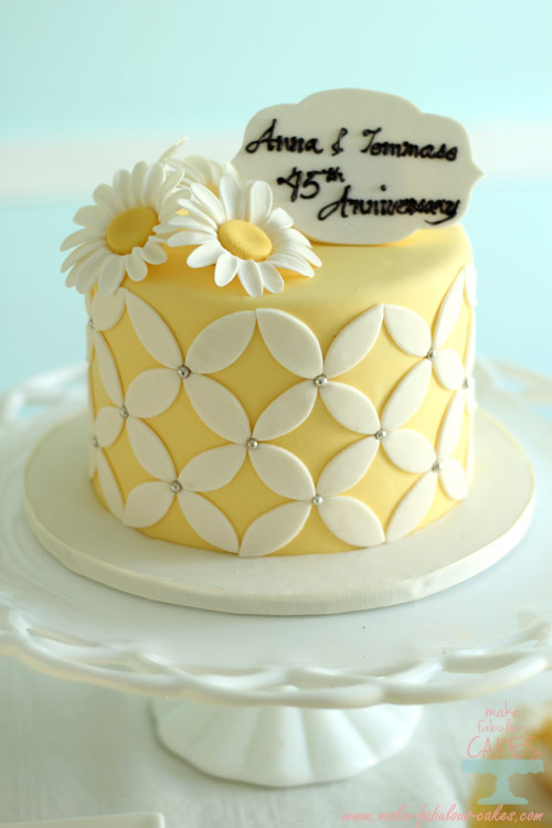 7 Photos of Yellow Wedding Anniversary Cakes