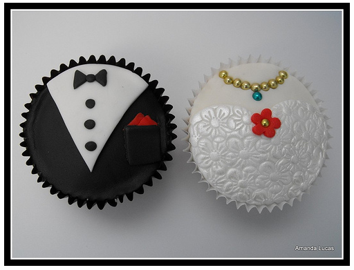 Bride and Groom Cupcakes