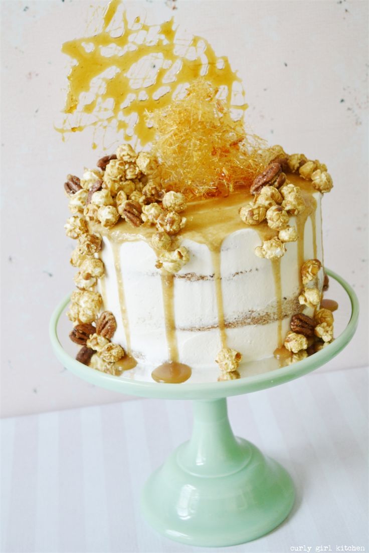 Butter Pecan Praline Cake