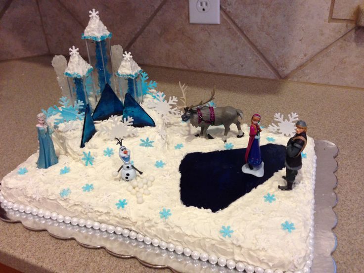 Disney Frozen Cake