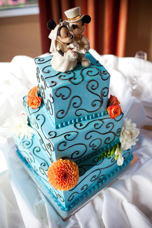 9 Photos of Disney World Themed Wedding Cakes