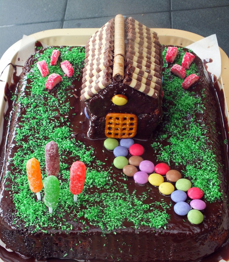 House Shaped Birthday Cakes