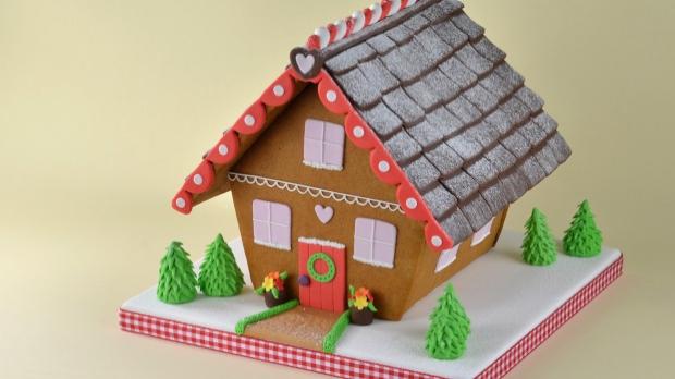 House Shaped Cake