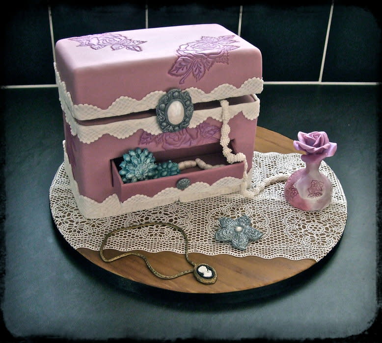 Jewelry Box Cake