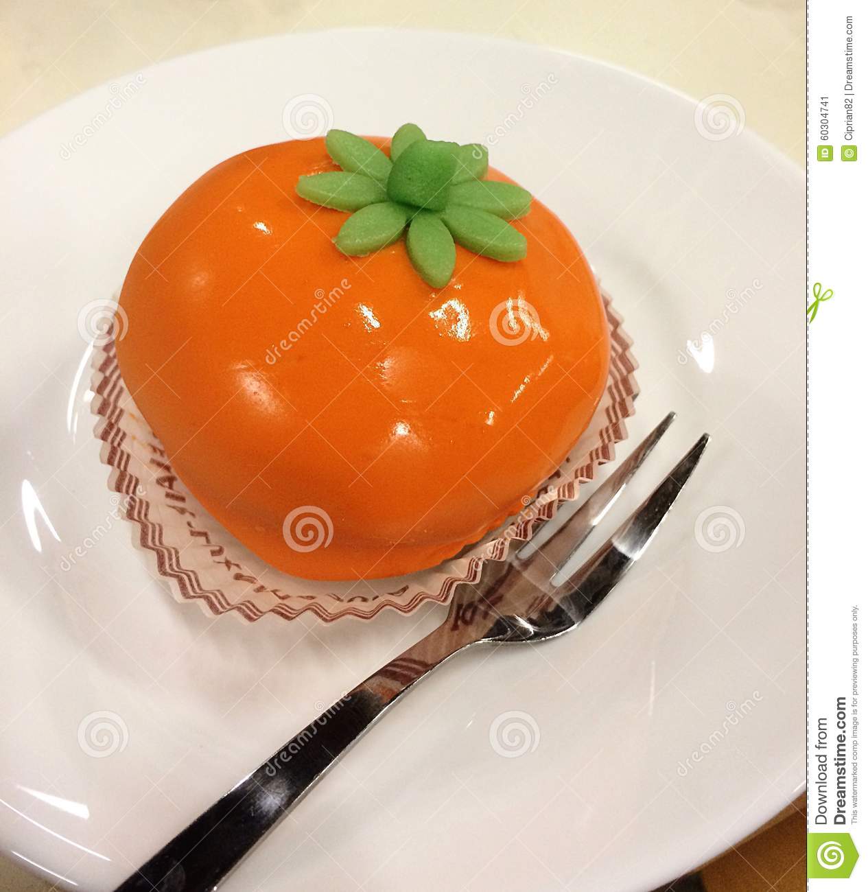 Pumpkin Shaped Cake