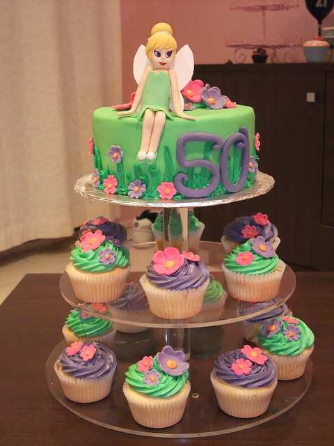 Tinkerbell Cupcake Cake