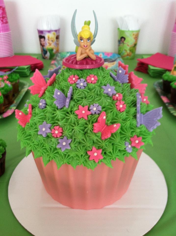 6 Photos of Tinkerbell Birthday Cakes Made Out Of Cupcakes