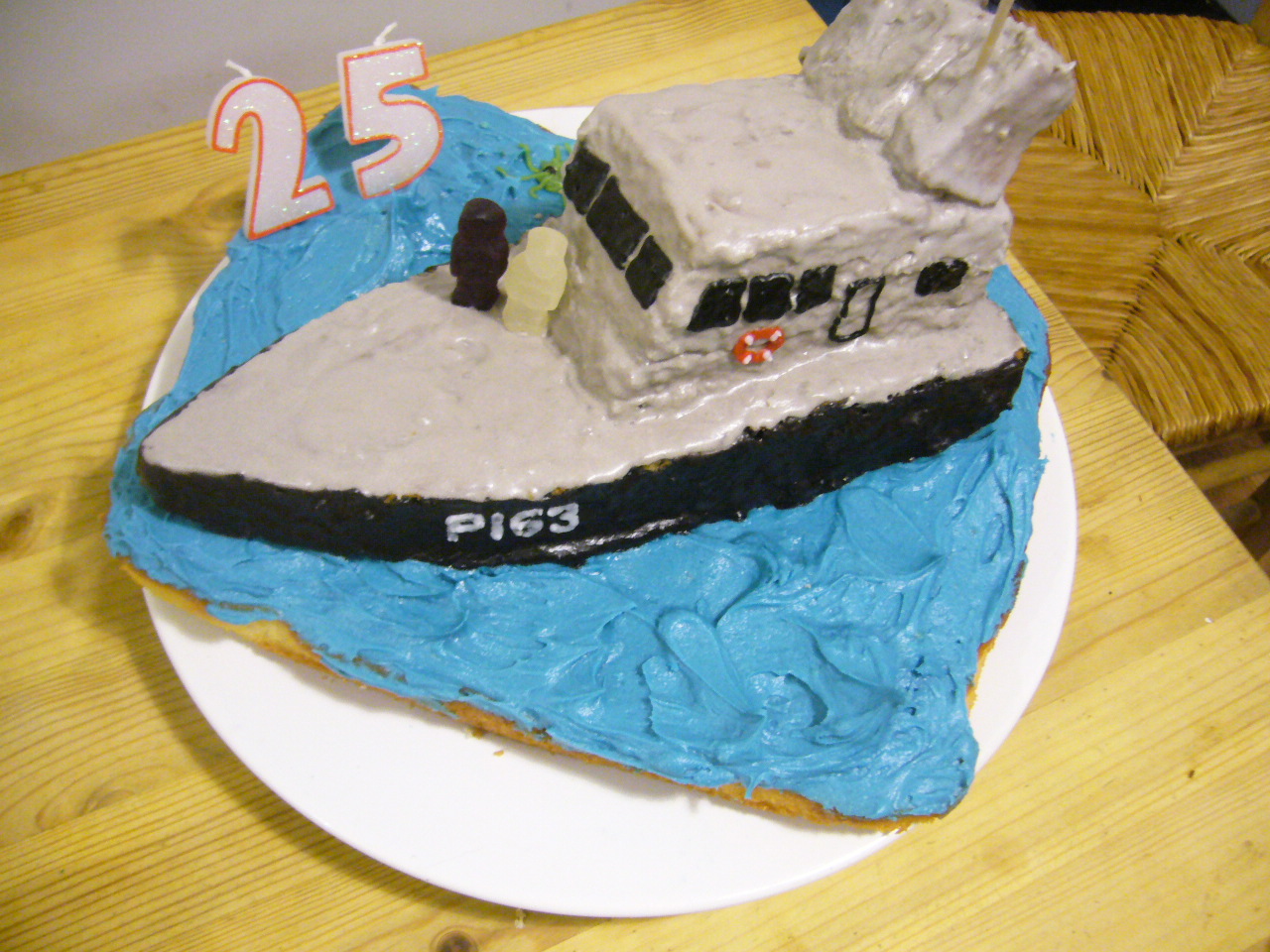 Boat Shaped Birthday Cakes