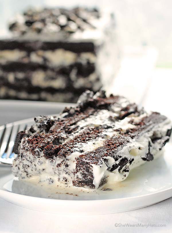 Cookies and Cream Ice Cream Cake