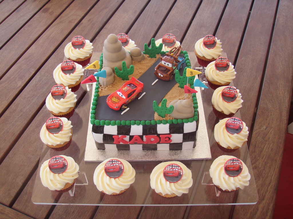 Disney Cars Birthday Cake with Cupcakes