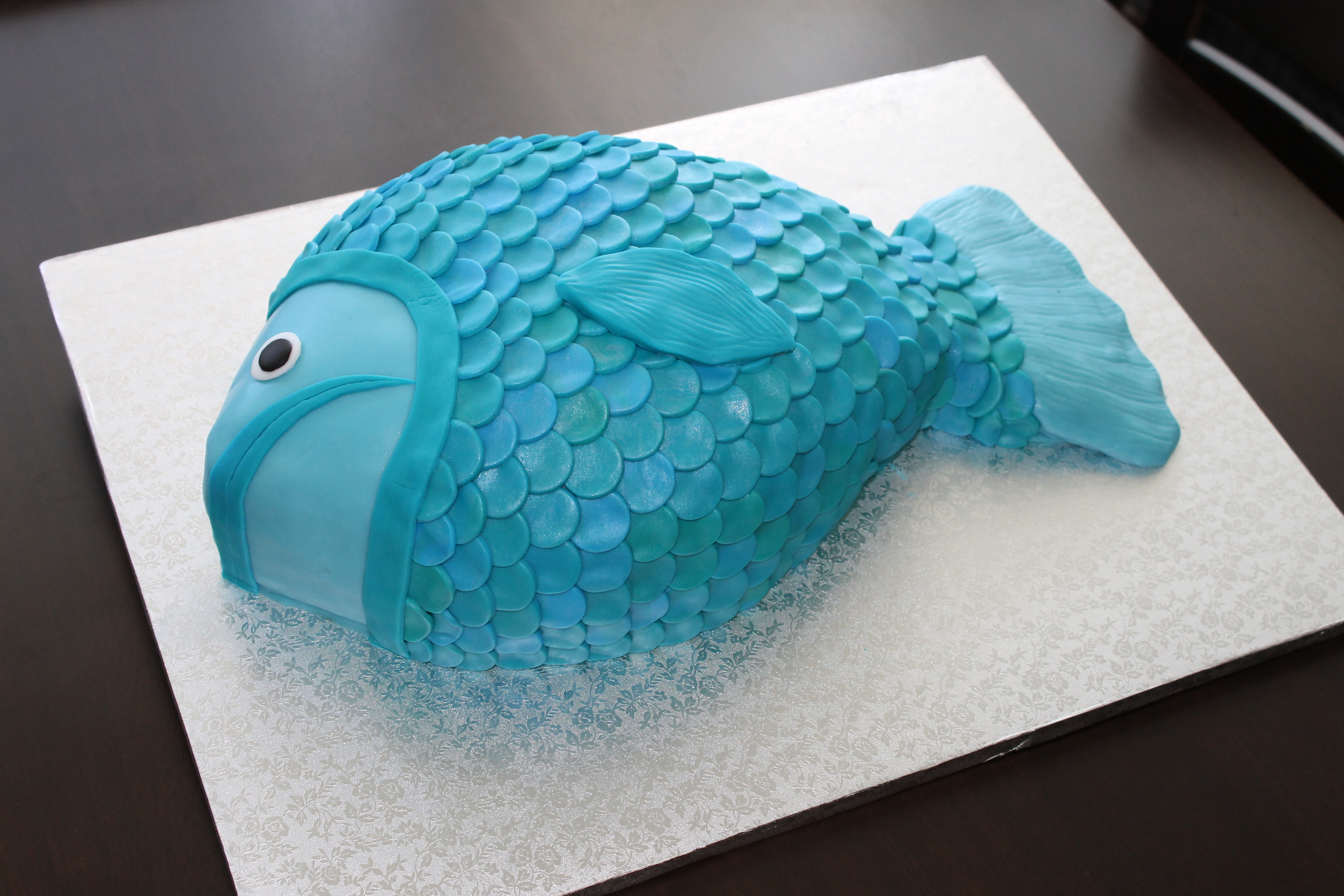 9 Photos of Images Birthday Cakes Shaped Like Fish