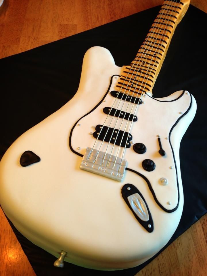 Guitar Birthday Cake