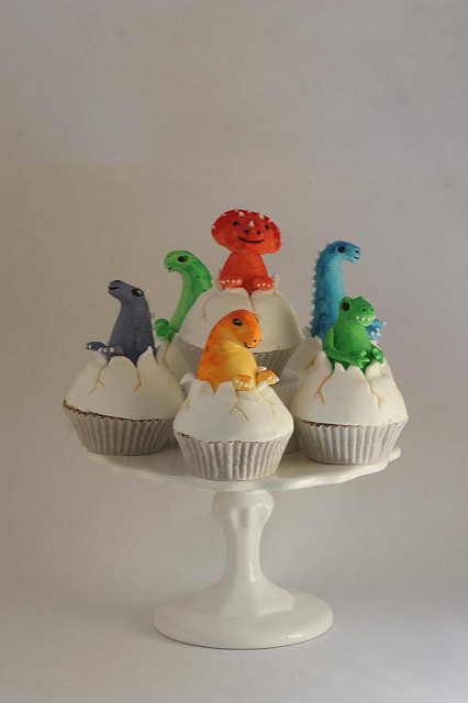 Hatching Baby Dinosaur Cupcakes