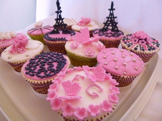 Paris Themed Cakes Cupcakes