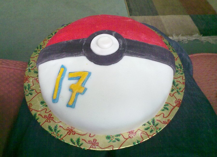 Pokeball Cake