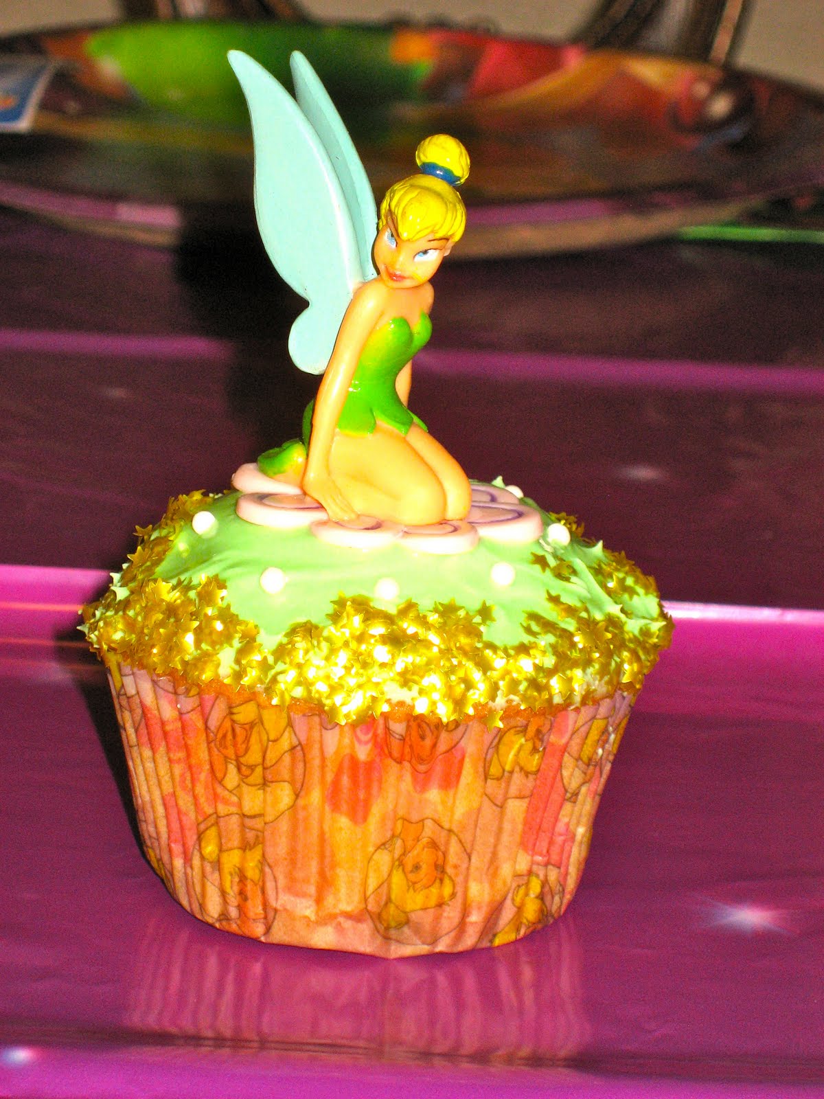 Tinkerbell Cupcake Birthday Cake