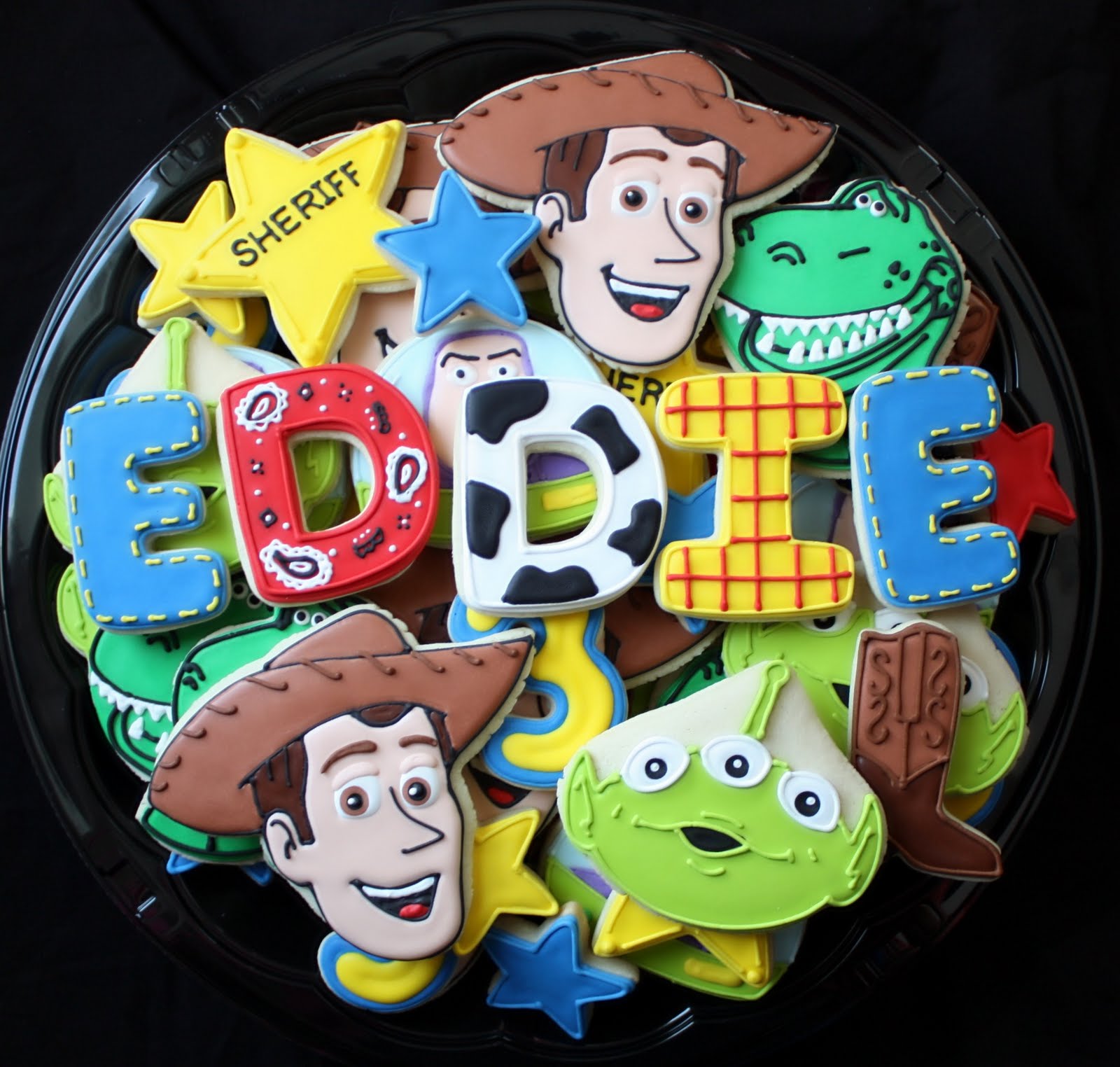 12 Photos of Cakes Toy Story Cookies