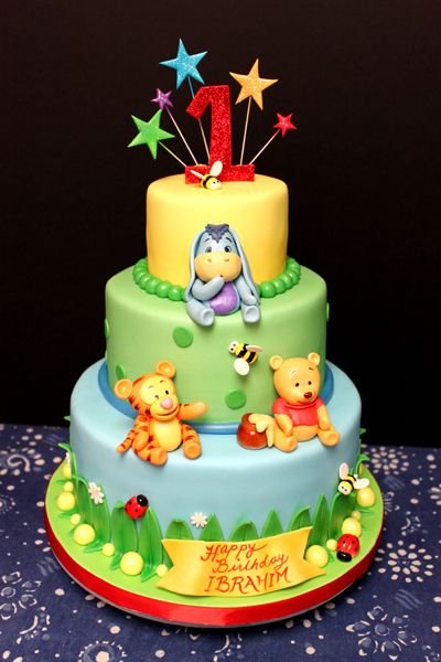 Baby Winnie the Pooh 1st Birthday Cake